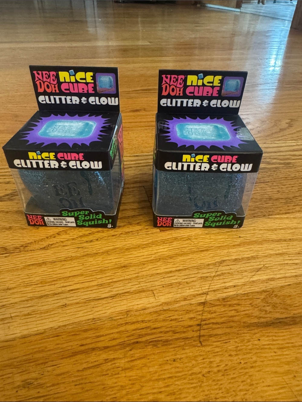 Set of 2 - NeeDoh Nice Cube Glitter & Glow Super Solid Squish
